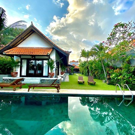 Puri Ayu Hotel Canggu  Bagian luar foto