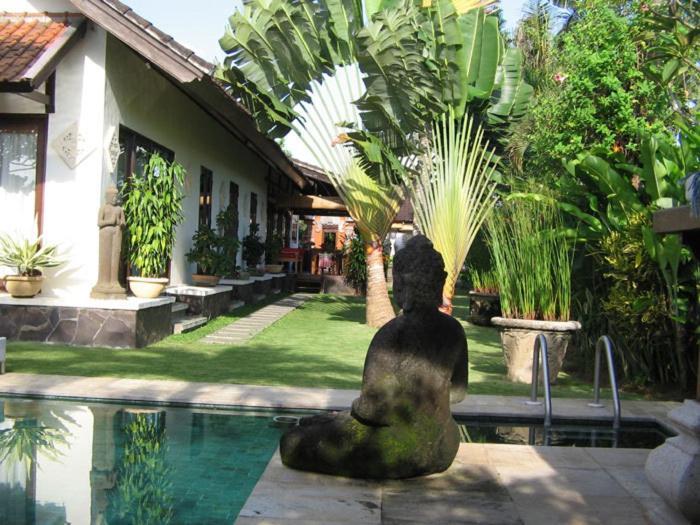 Puri Ayu Hotel Canggu  Bagian luar foto